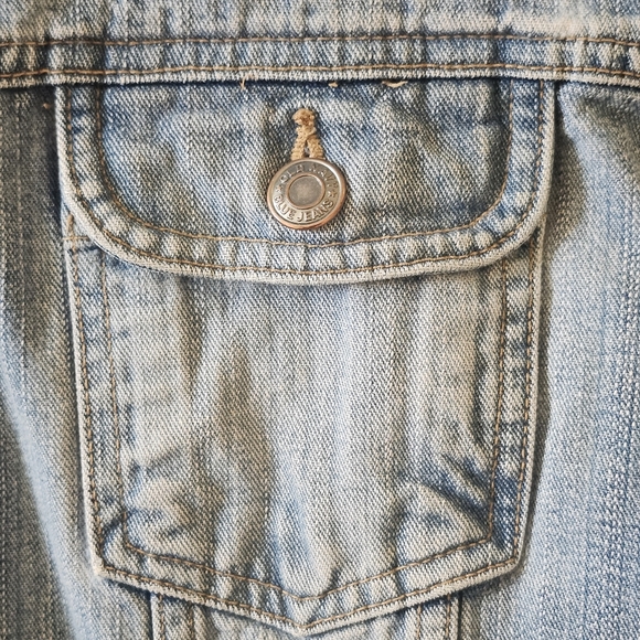 Vintage Old Navy Cropped Jeans Jacket - Picture 3 of 8